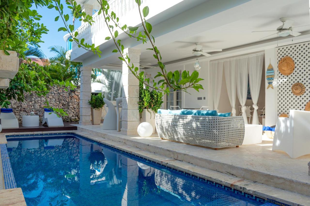 Apartahotel Boutique Paradise 5*