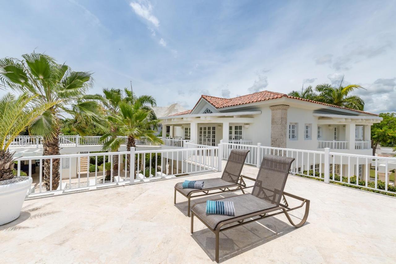 Paradise Luxury With Huge Pool And Jacuzzi