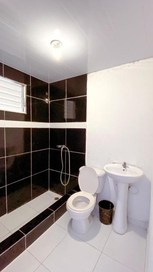 Hostal Punto4 *