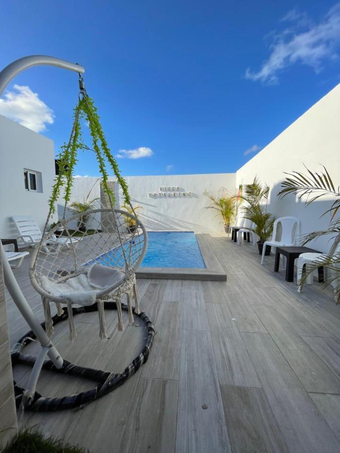 Preciosa Con Piscina Y Jacuzzi En Villa Punta Cana