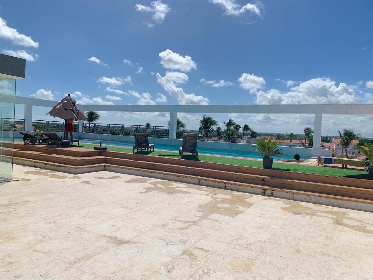 Superior Suites With Rooftop Pool And Beach Access Apartahotel
