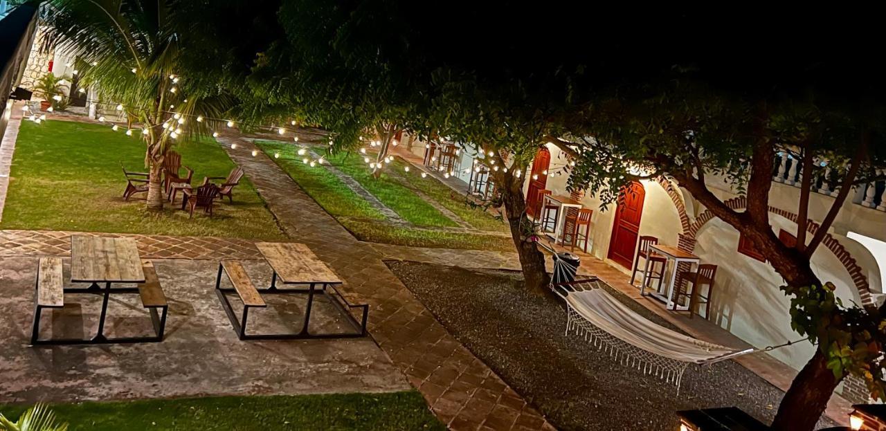 Apartahotel Aparta Yamilí
