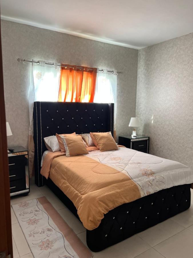 Villa Preciosa Con Piscina Y Jacuzzi En *