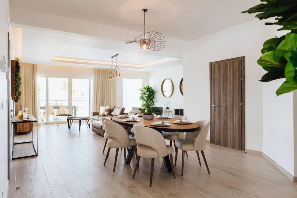 Private Rooftop Beachfront Penthouse Playa Coral Apartment