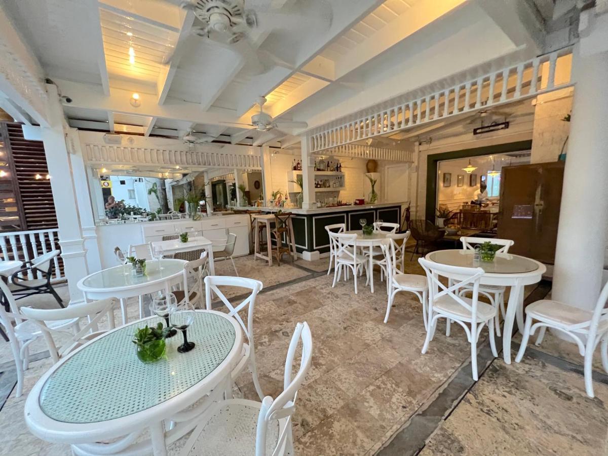 Apartahotel Executive Suites Ducassi - Rooftop Pool And Beach Club Punta Cana