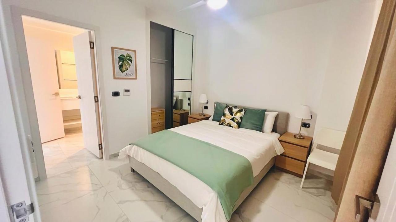 Luxury With Pool And Golf View Apartamento *