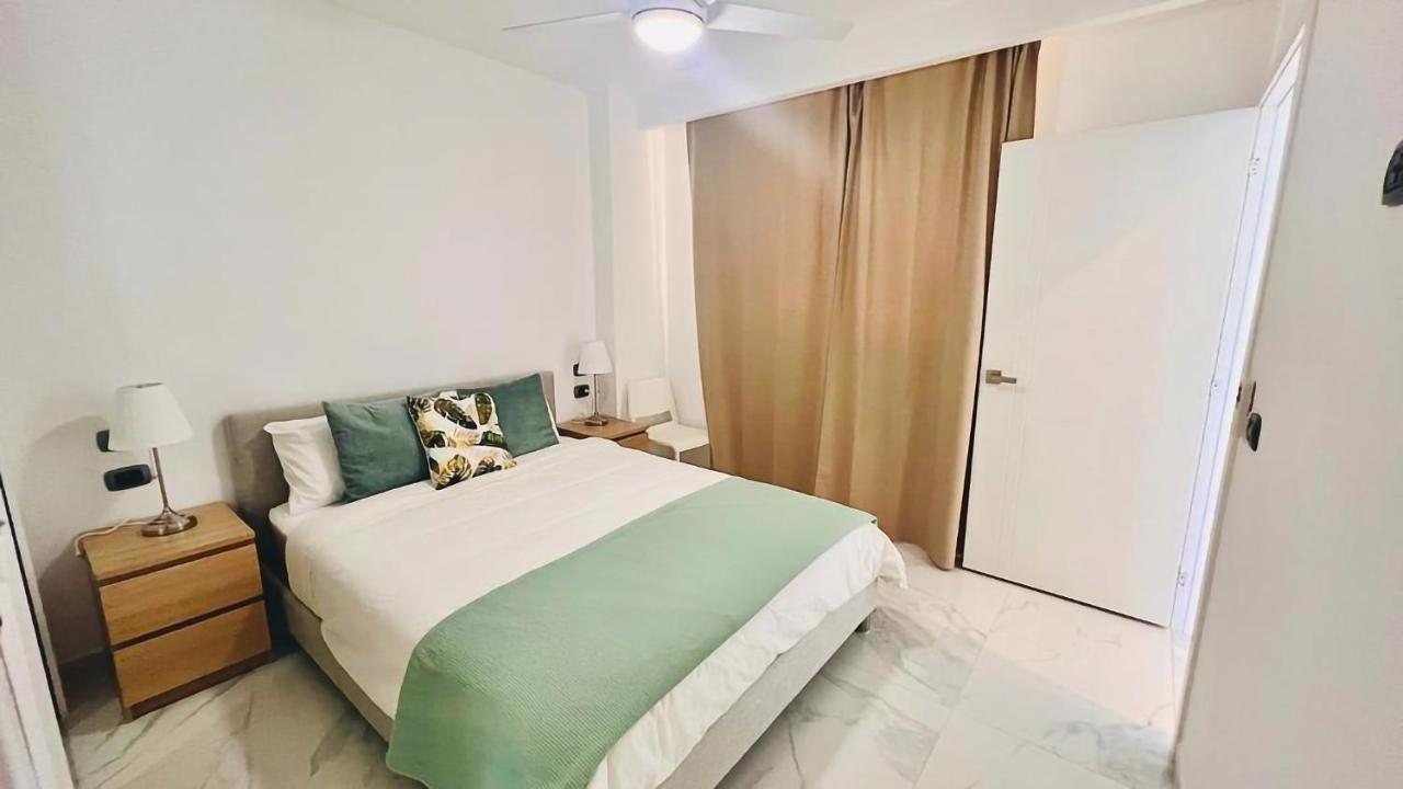 Luxury With Pool And Golf View Apartamento