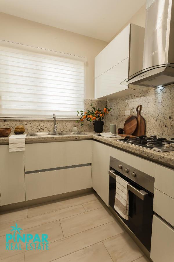 & Modern, Pool View, Close To Beach, 2br,2bt * Punta Cana