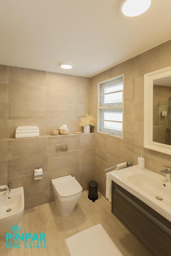 Apartamento & Modern, Pool View, Close To Beach, 2br,2bt *