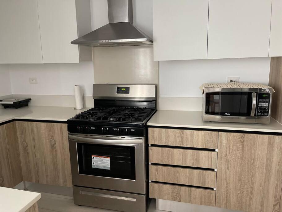 Apartamento Hermoso Con Vista Al Mar! Corales