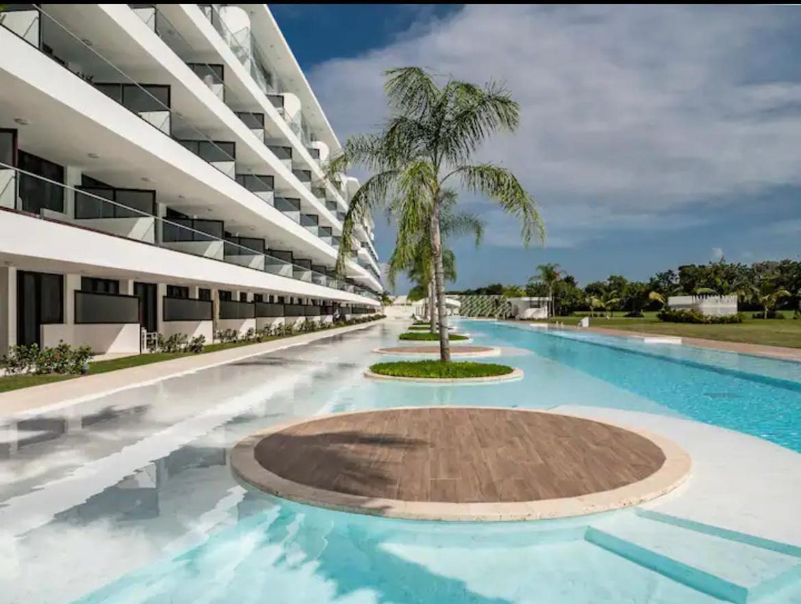 Penthouse In Hard Rock Area Beach, Casino & Pool