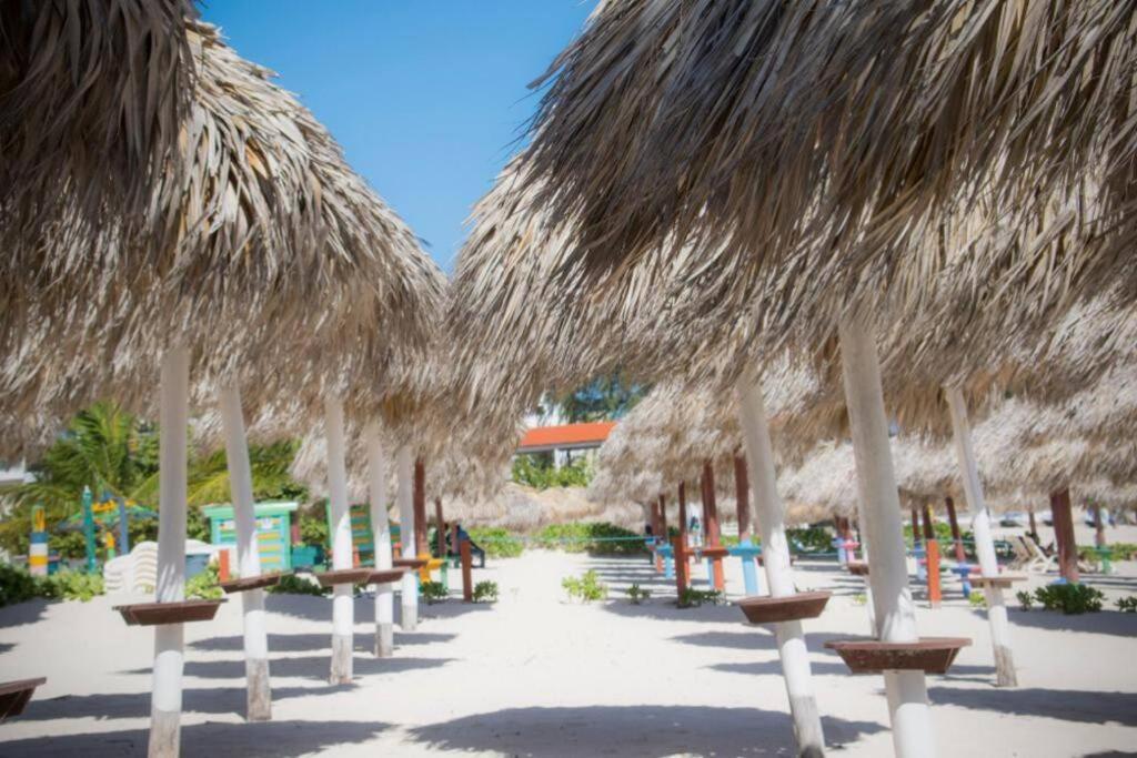 2.eurocaribe Suites Corales Pool Wifi 2 Min From The Punta Cana