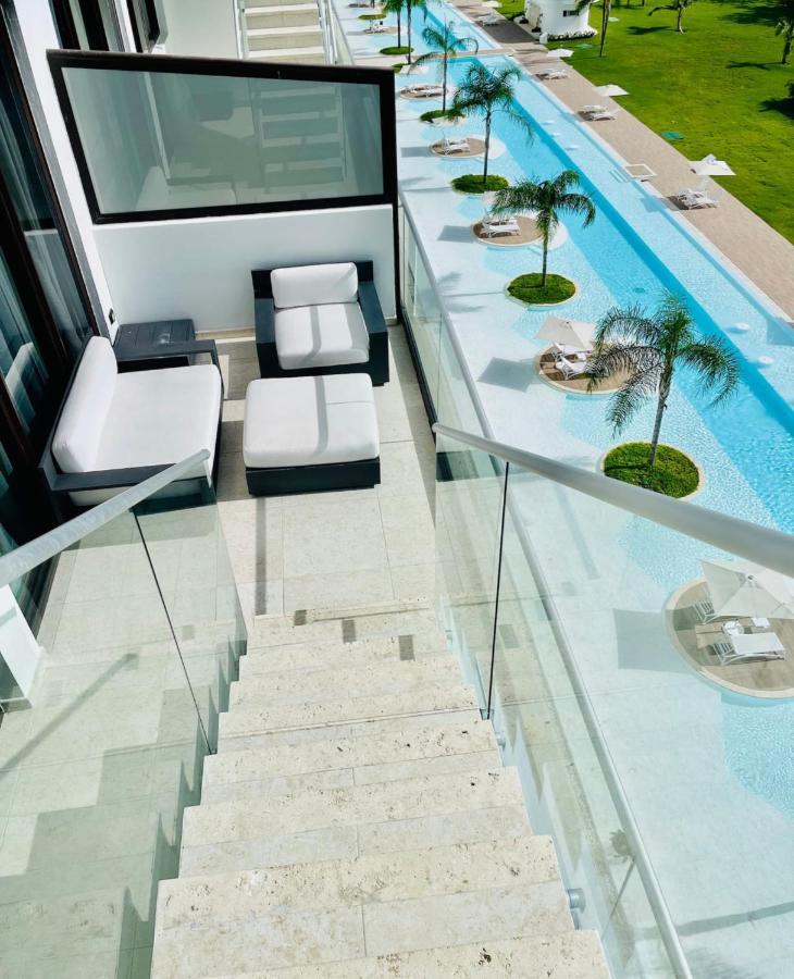 Penthouse In Hard Rock Area Beach, Casino & Pool Punta Cana