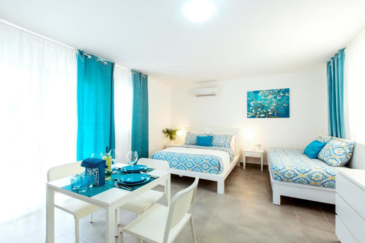 Tropicana Suites Deluxe Beach Club & Pool - Playa Los Corales Hotel 5*