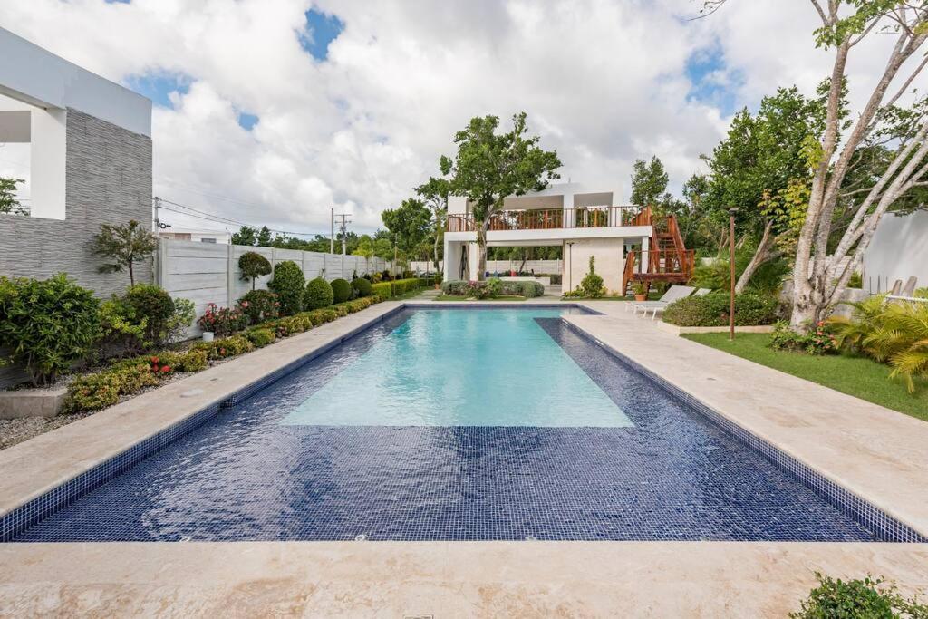 Villa Eco-friendly Tropical 3br 2b With Private Pool & Grill *