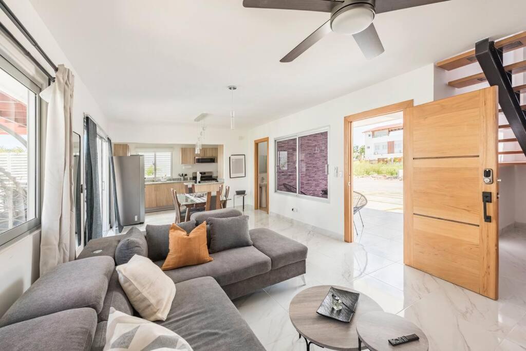 Villa Eco-friendly Tropical 3br 2b With Private Pool & Grill *