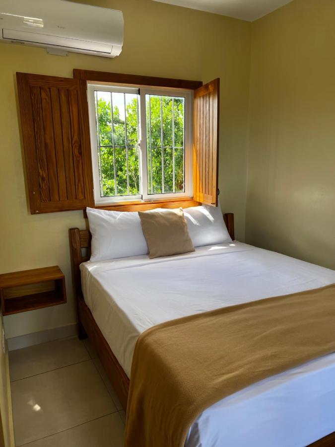 Aparta Yamilí Apartahotel