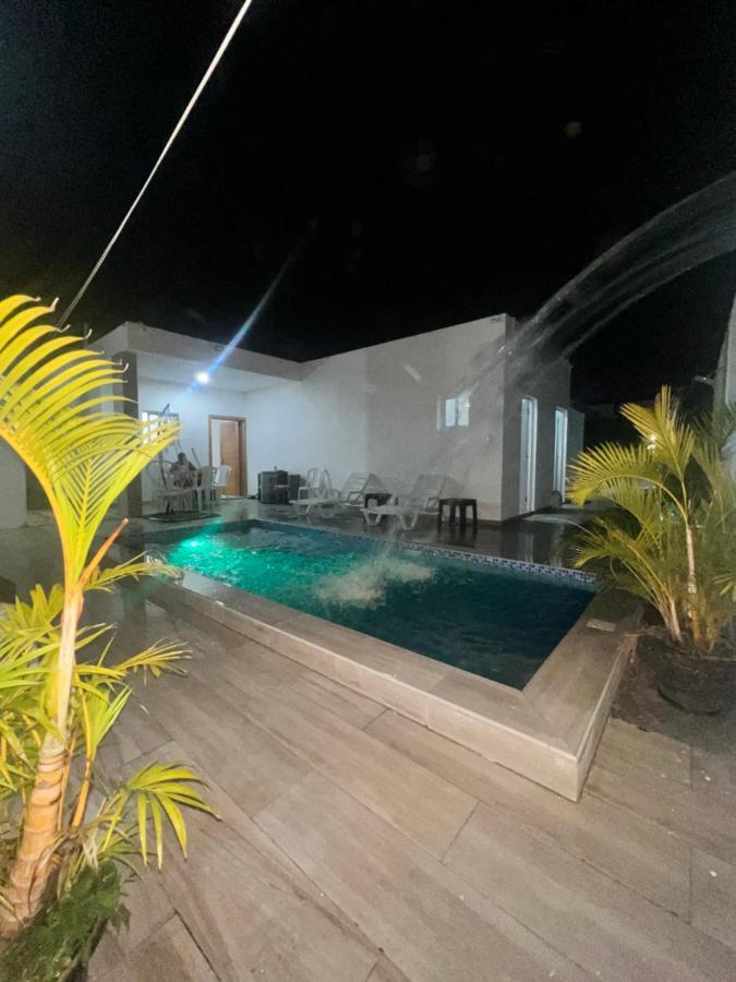 Villa Preciosa Con Piscina Y Jacuzzi En