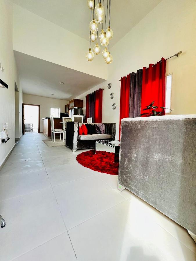 Royal King Villa *