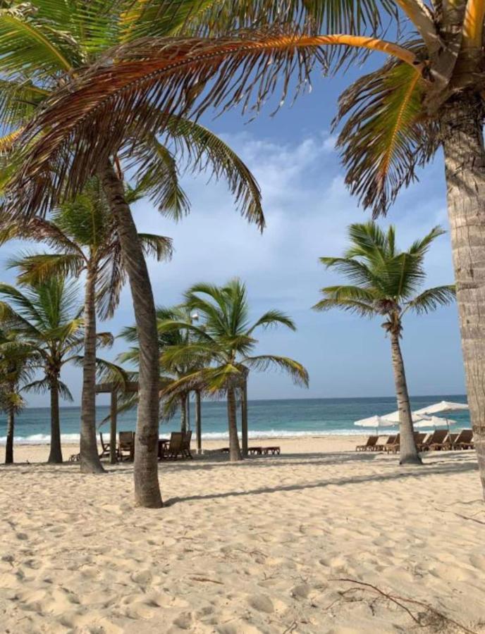 Beautiful Property Across From Hardrock Hotel With Free Casino Private Beach Club And Golf Course We Now Take Google Pay Apple Pay And Paypal *