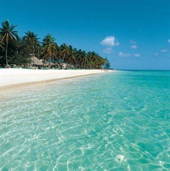 Beautiful Property Across From Hardrock Hotel With Free Casino Private Beach Club And Golf Course We Now Take Google Pay Apple Pay And Paypal *