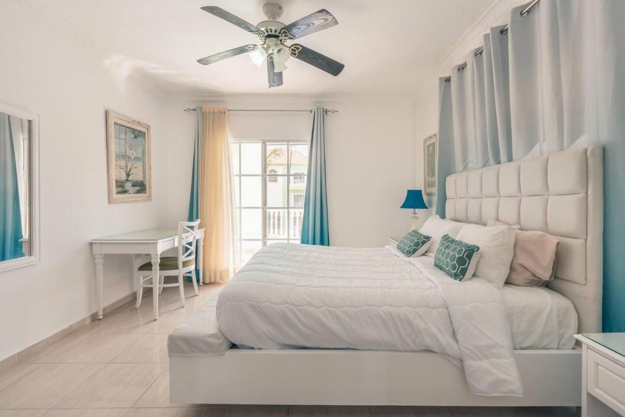 Huge Penthouse Near The With Private Jacuzzi * Punta Cana