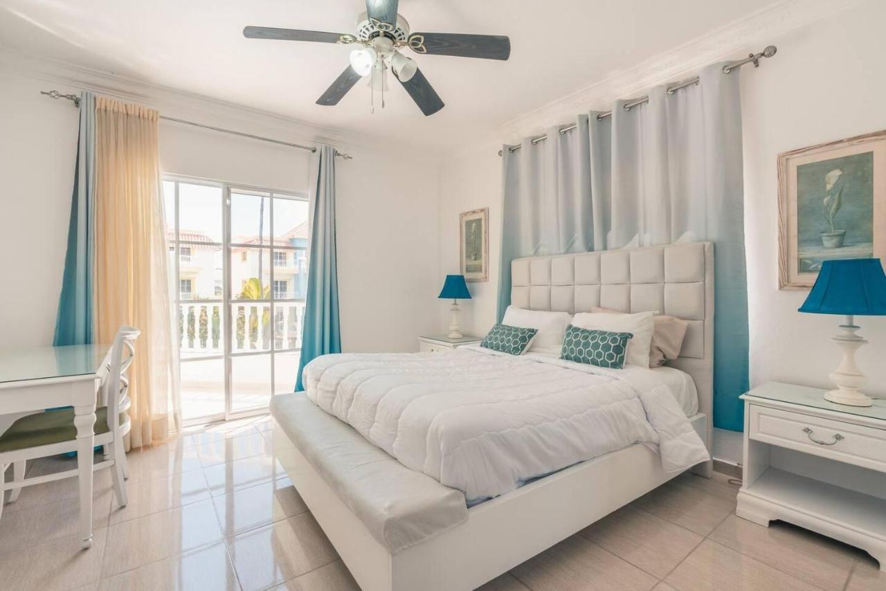 Huge Penthouse Near The With Private Jacuzzi Apartamento Punta Cana