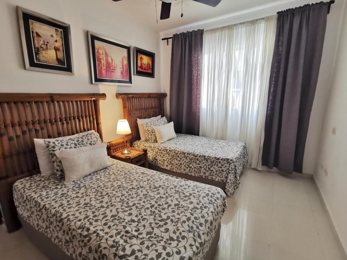 Deluxe Villas Bavaro & - Price For Long Term Vacation Hotel