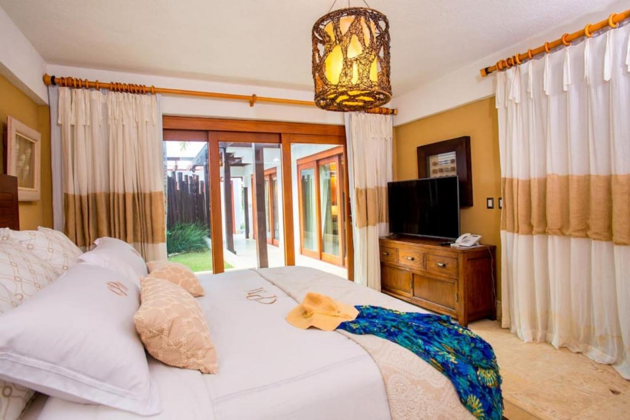 Casa Crystal Luxury Golf Front With Staff Pool