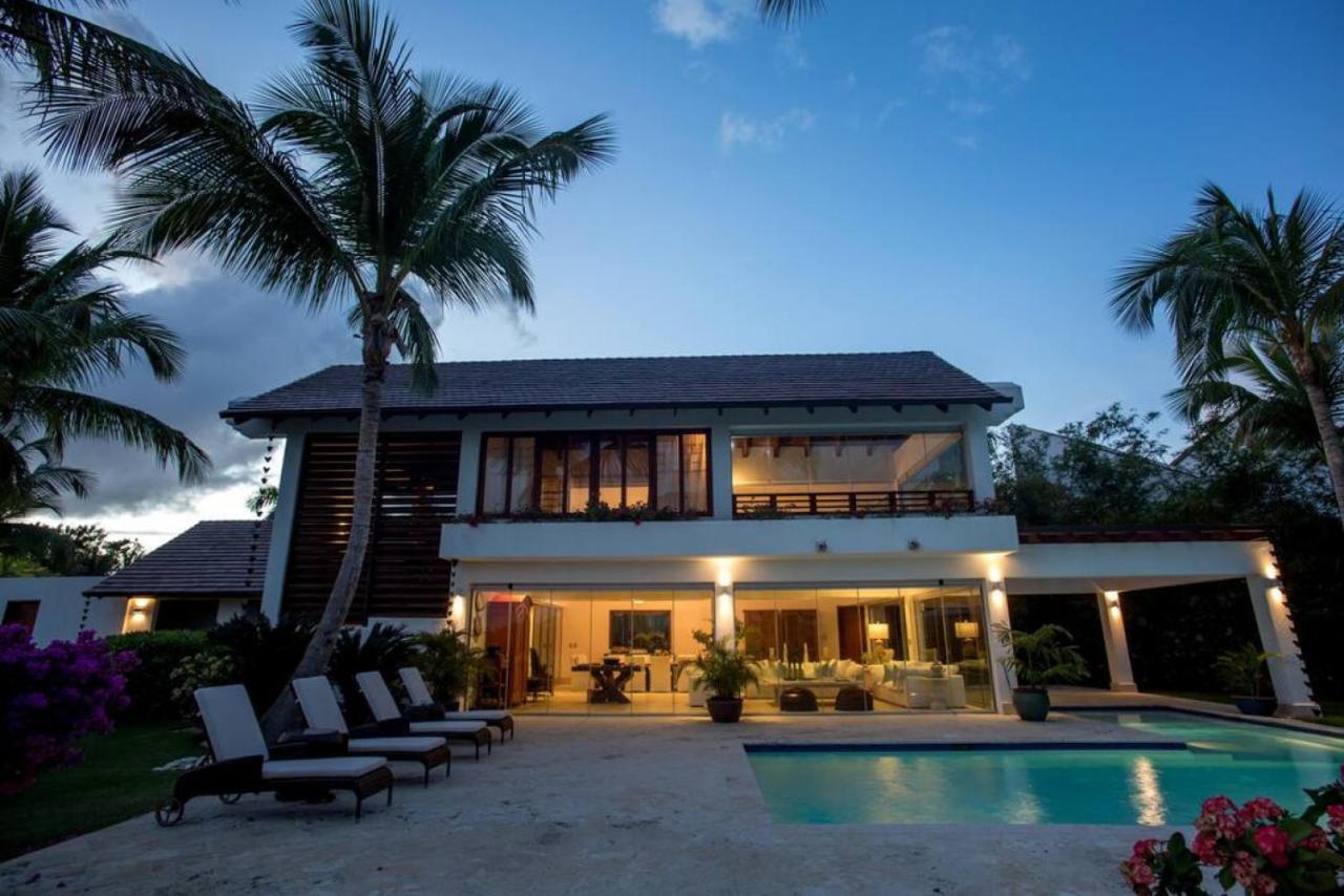 Casa Crystal Luxury Golf Front With Staff Pool Villa