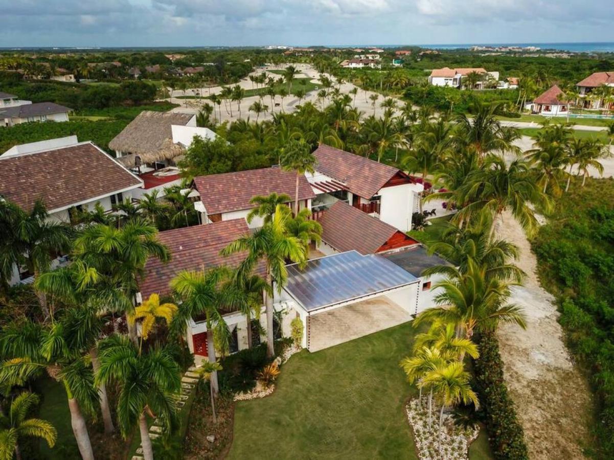 Casa Crystal Luxury Golf Front With Staff Pool Villa
