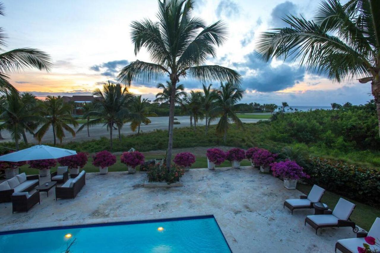 Casa Crystal Luxury Golf Front With Staff Pool Villa Punta Cana