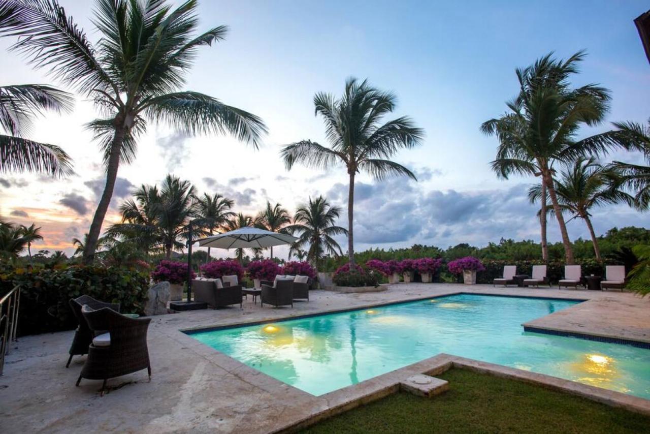 Casa Crystal Luxury Golf Front With Staff Pool Villa Punta Cana