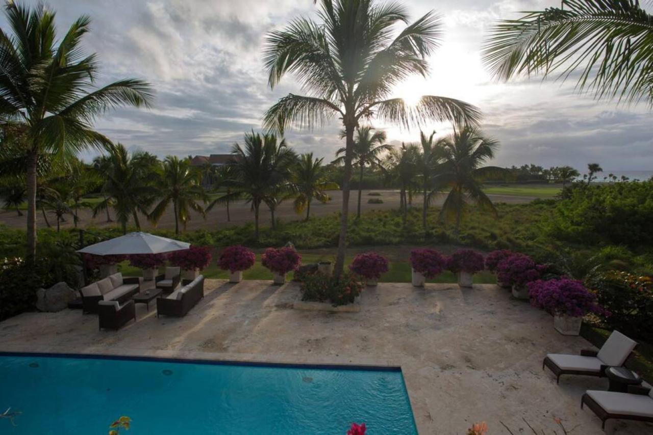 Casa Crystal Luxury Golf Front With Staff Pool