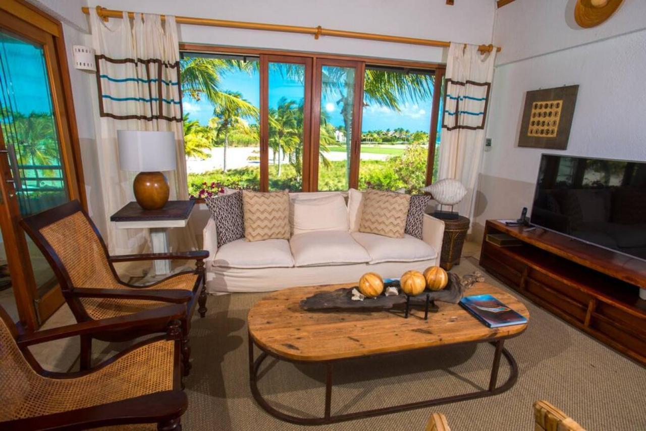 Casa Crystal Luxury Golf Front With Staff Pool