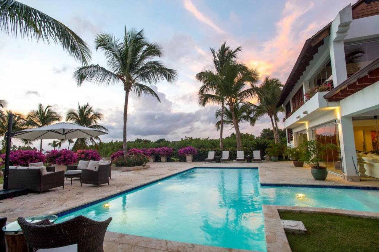 Casa Crystal Luxury Golf Front With Staff Pool Villa *