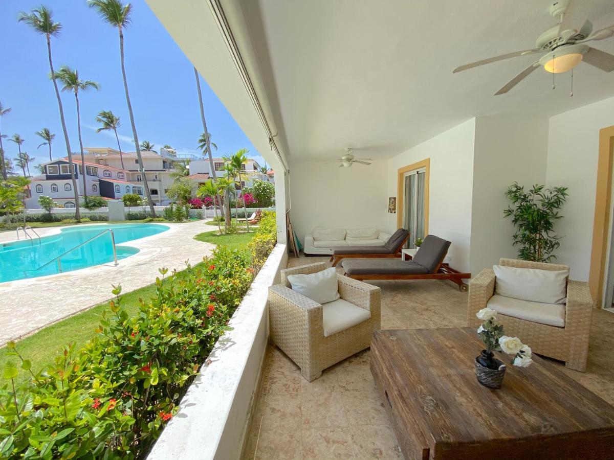 Corales Villas And Suites - Club, Spa, Restaurants Hotel