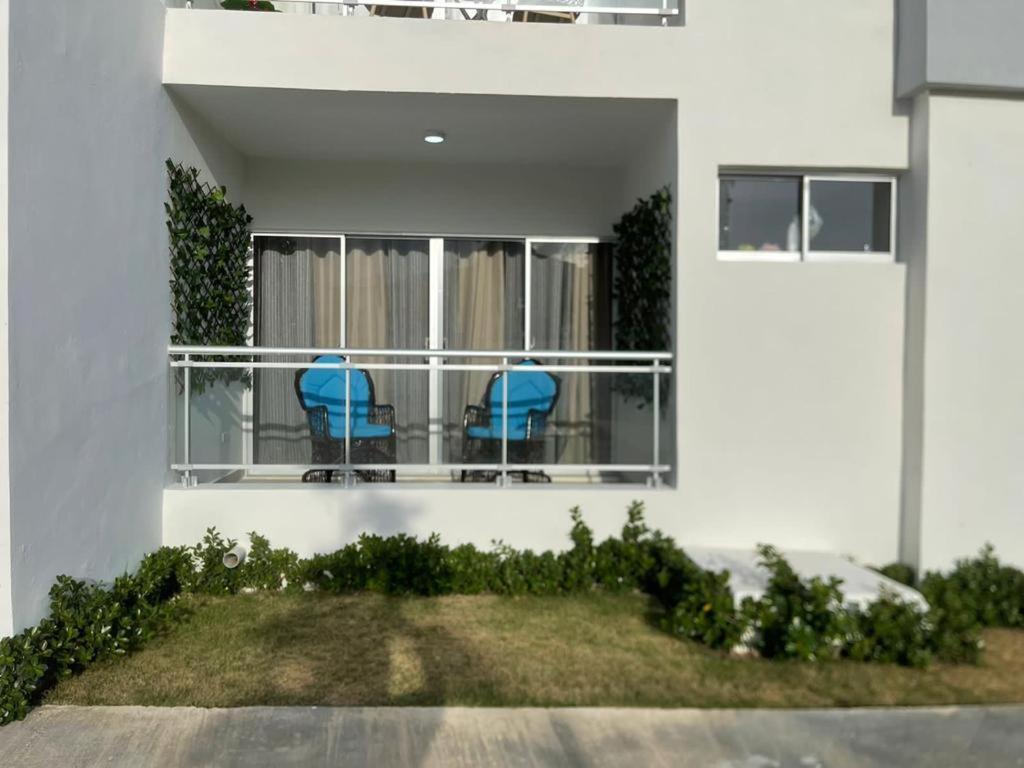 Apartamento White Sands Beach *