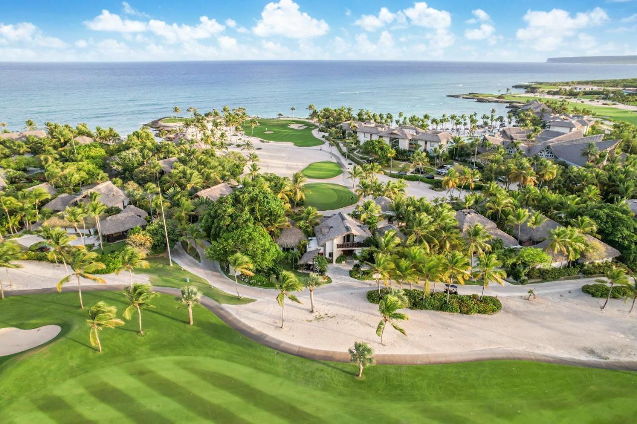 Villa 5br Cap Cana With Ocean & Golf Views, Chef, Maid, Butler, Pool, Jacuzzi, And Club Access