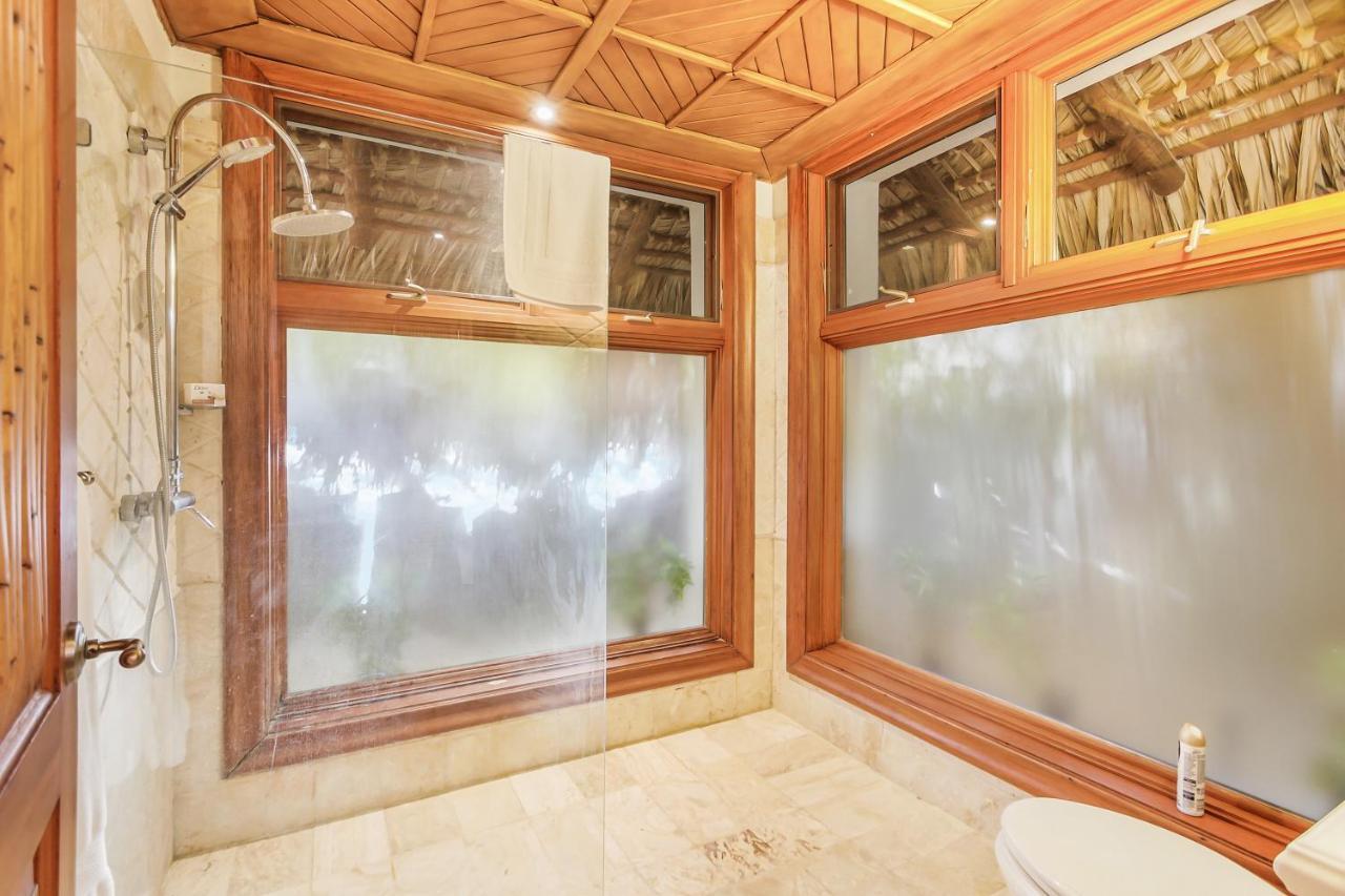 Villa 5br Cap Cana With Ocean & Golf Views, Chef, Maid, Butler, Pool, Jacuzzi, And Club Access Punta Cana