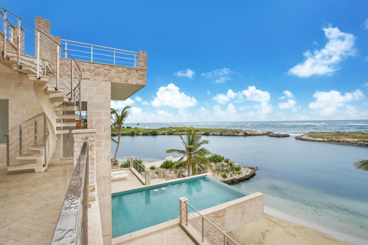 Villa Luxurious 12-bedroom Cap Cana With Private & Full Staff *