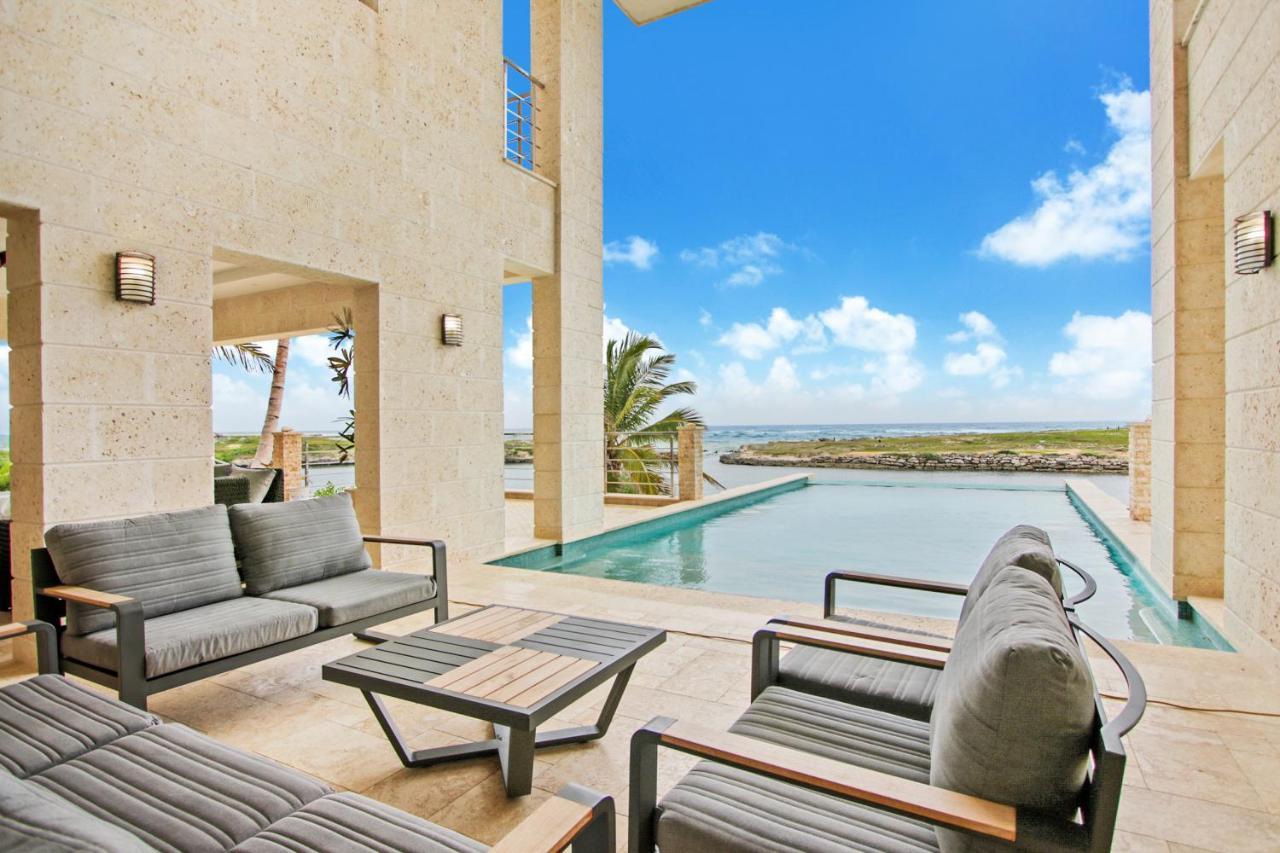 Villa Luxurious 12-bedroom Cap Cana With Private & Full Staff
