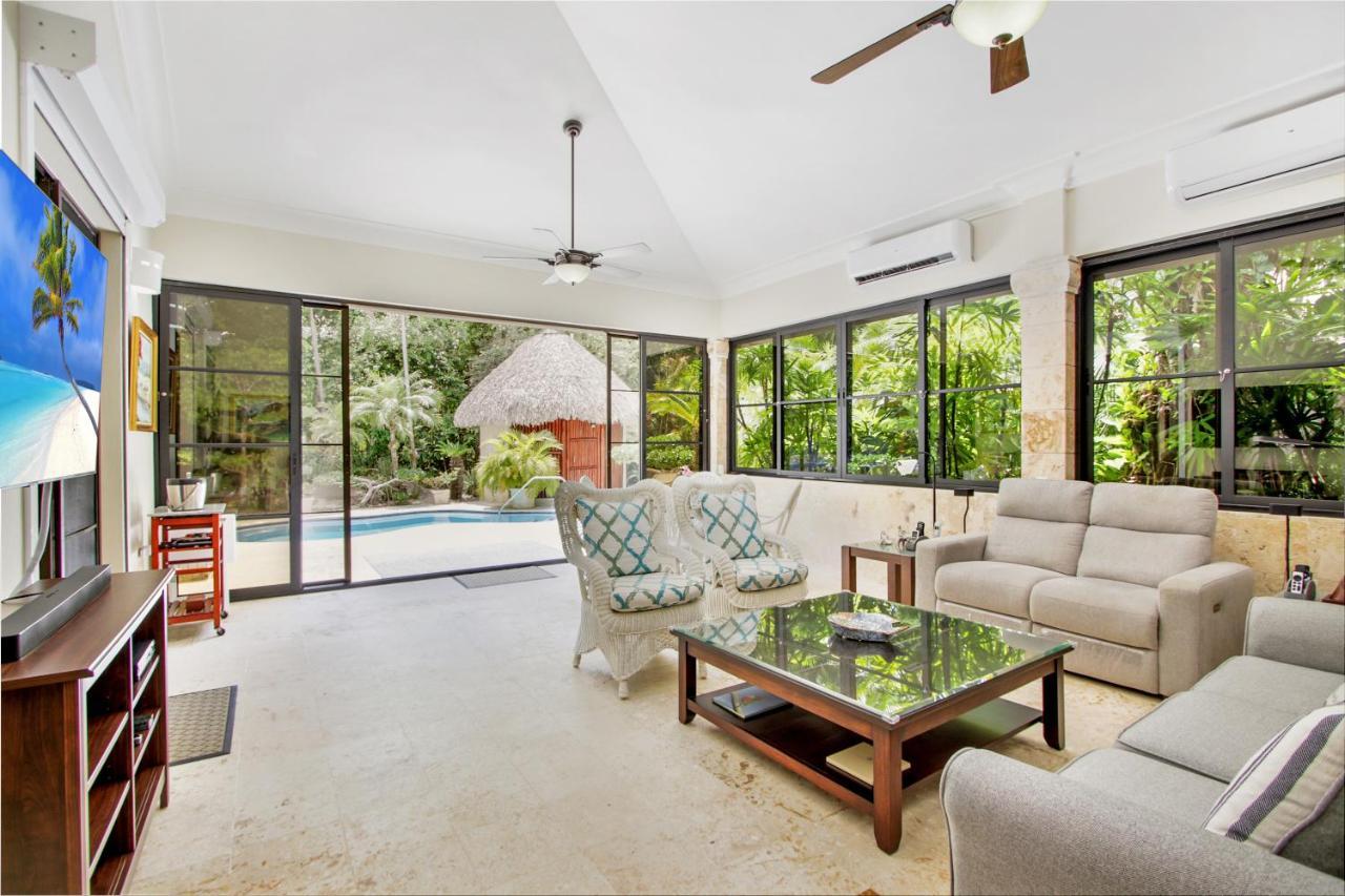 Spacious 4 Bedroom With Pool, Touring Cart & Maid *