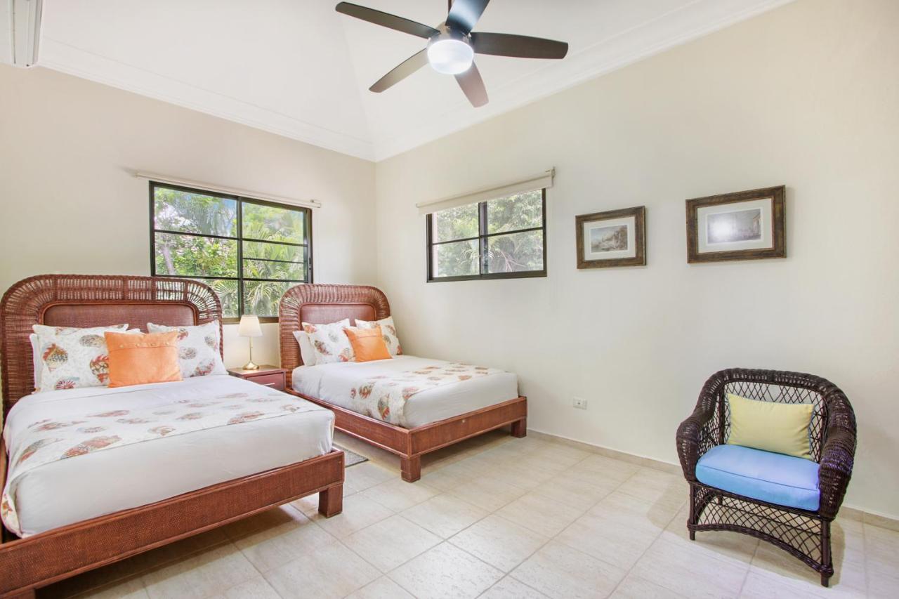 Spacious 4 Bedroom With Pool, Touring Cart & Maid Punta Cana