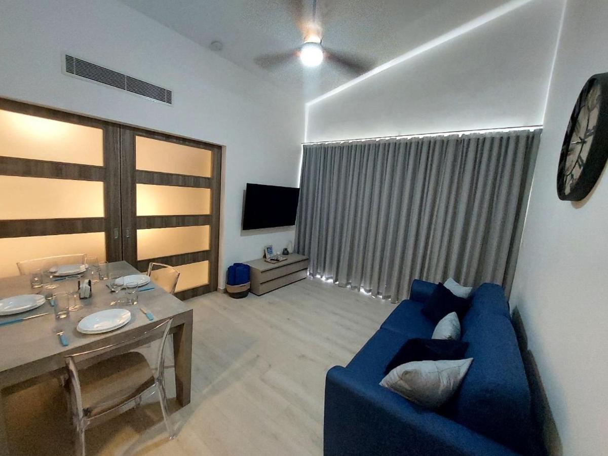Seaside Luxury 1bdr Paseo Playa Coral D-306 Apartamento
