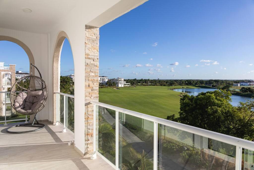 Modern & Relaxing Penthouse And Golf View Apartamento *