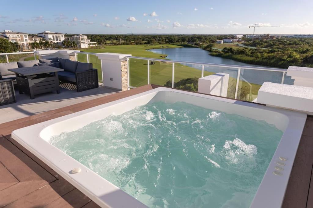 Modern & Relaxing Penthouse And Golf View Punta Cana