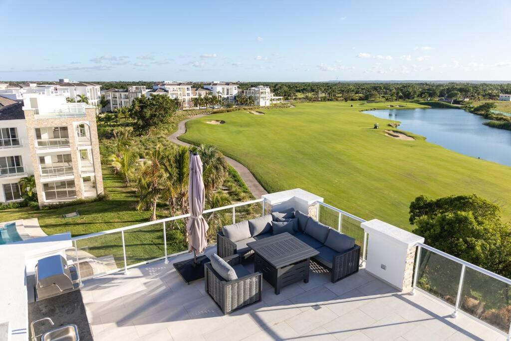 Modern & Relaxing Penthouse And Golf View *