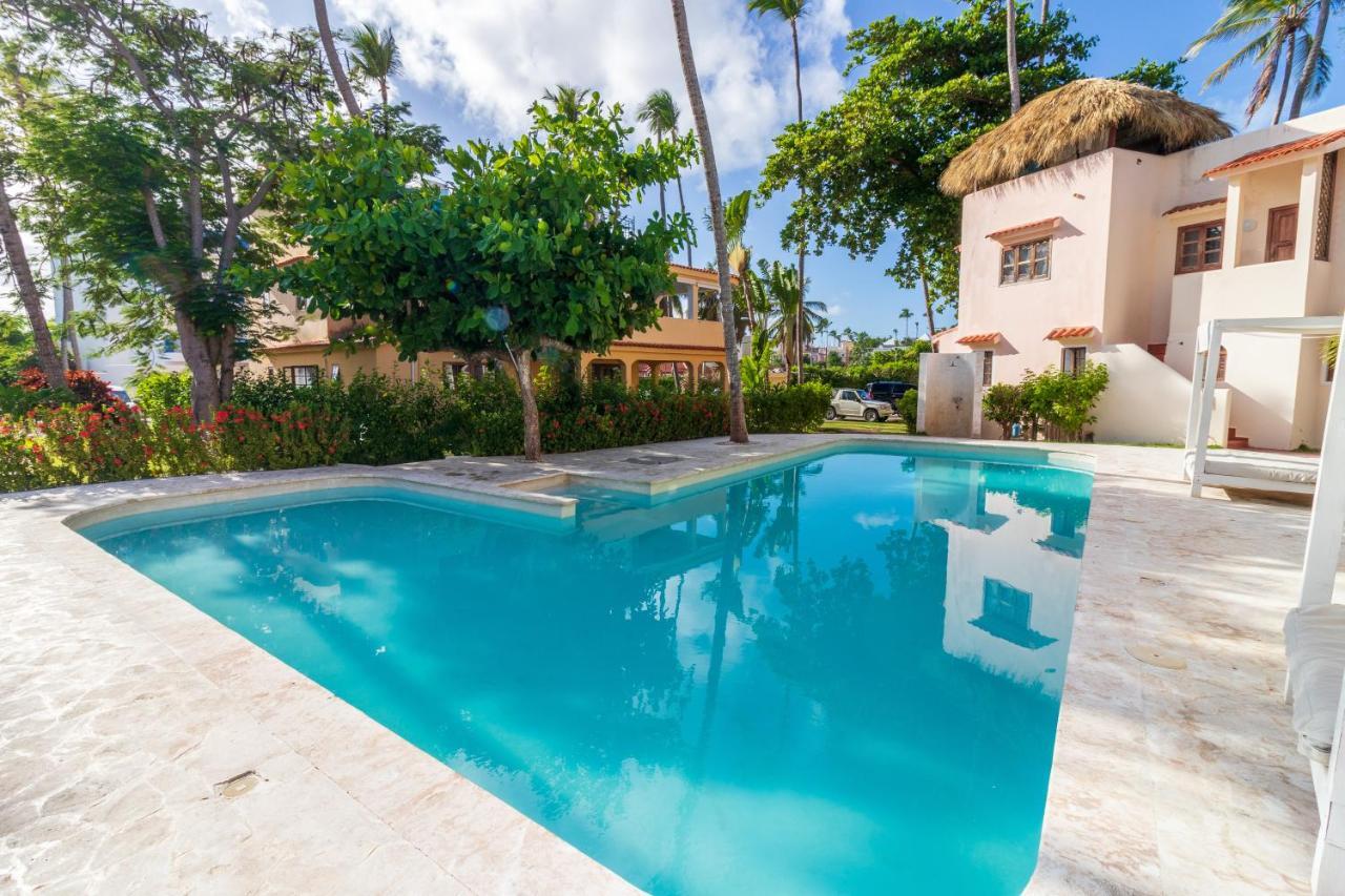 Piazzetta Steps From Bavaro Beach With Pool Access Apartahotel Punta Cana