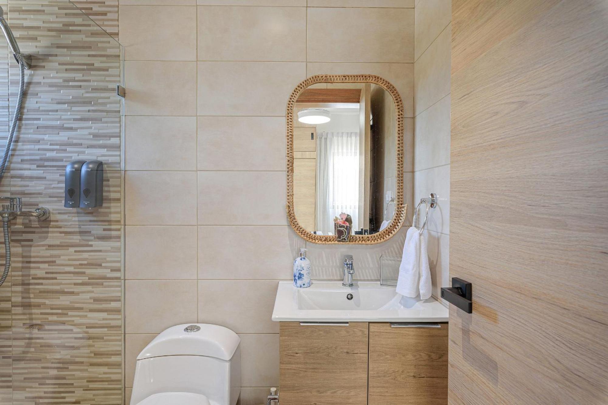 Con Piscina Dos Gimnasio Apartamento